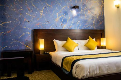 Ceylon City Hotel