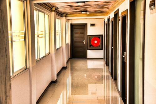 Ceylon City Hotel