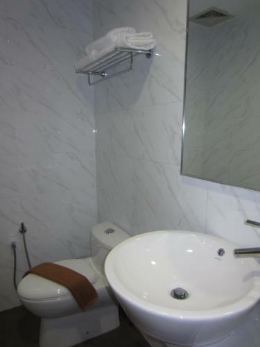 Waterfront Boutique Hotel