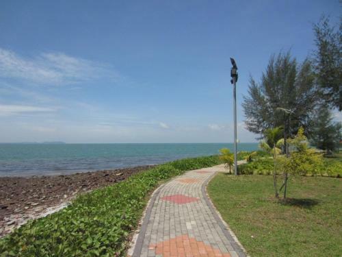 Waterfront Boutique Hotel