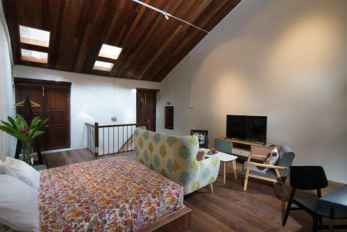 Posada Muntri Mews