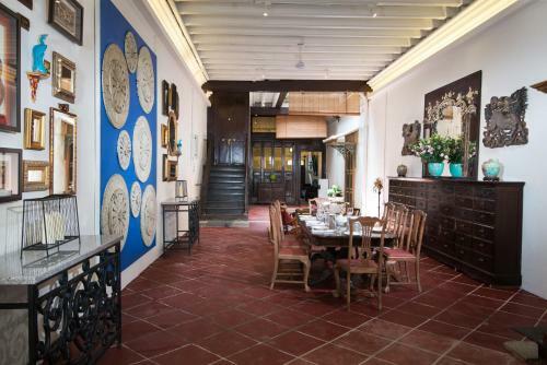Posada Muntri Mews