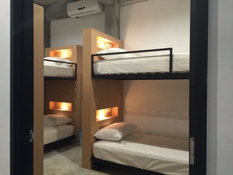 Hostal The Frame Guesthouse