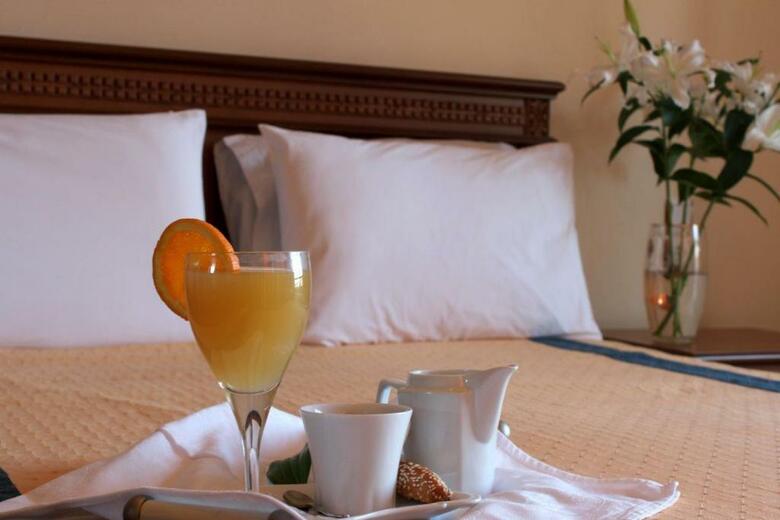 Hotel Famissi