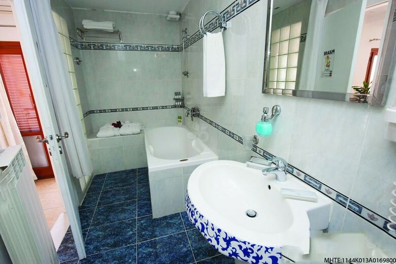 Hotel Theoxenia