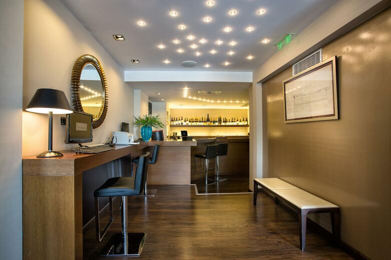 Hotel Athens Gate