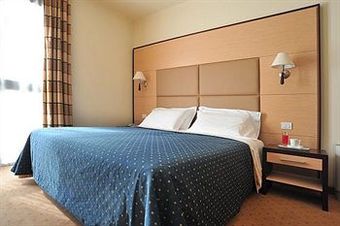 Inn Hotel