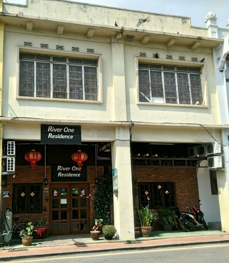 Albergue River One Residence
