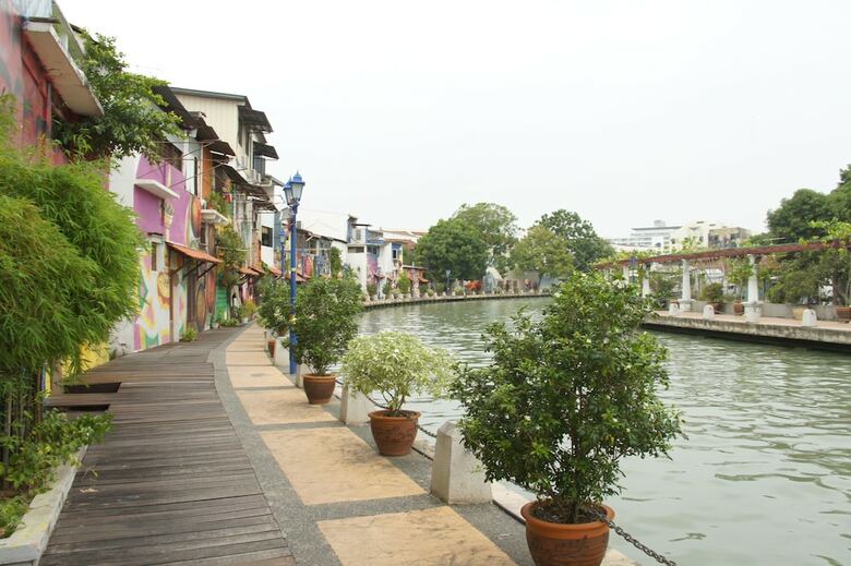 Albergue River One Residence