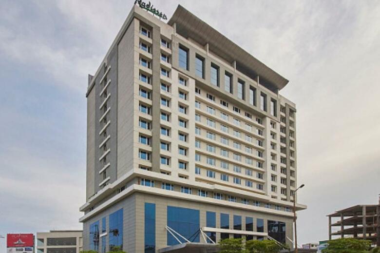 Hotel Radisson Hyderabad Hitec City