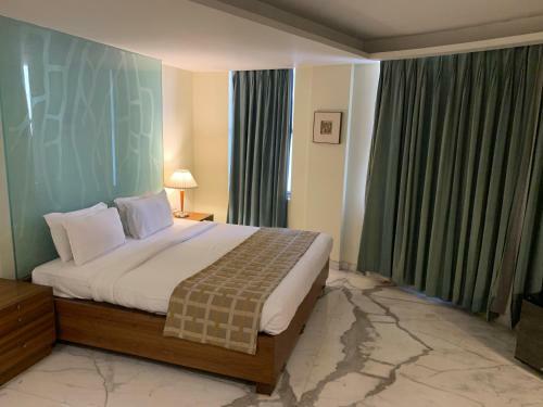 Hotel The Manohar Hyderabad