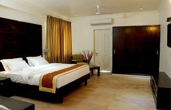 Hotel 66 Residency