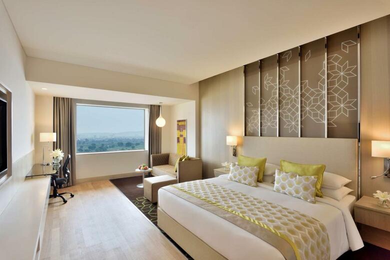 Hotel Radisson Gurugram Udyog Vihar