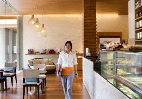 Hotel Renaissance Phuket Resort & Spa