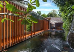 Hotel Renaissance Phuket Resort & Spa