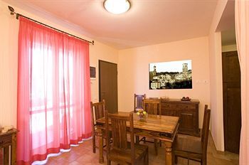 Aparthotel Villaggio Le Querce
