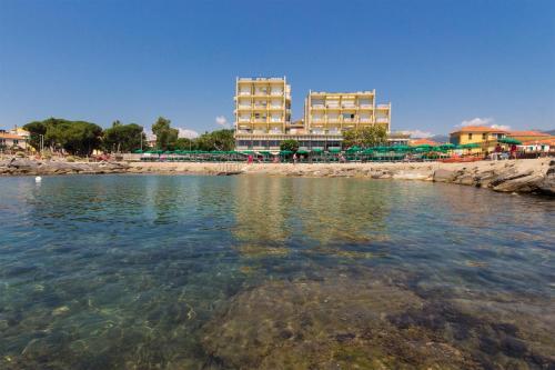 Hotel Bellevue Et Mediterran�e