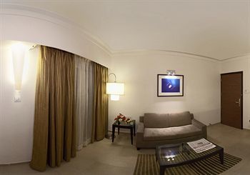 Cocoon Hotel