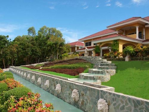 Hotel The Peacock Garden
