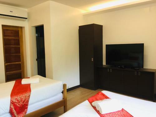 The Carmelence Lodge