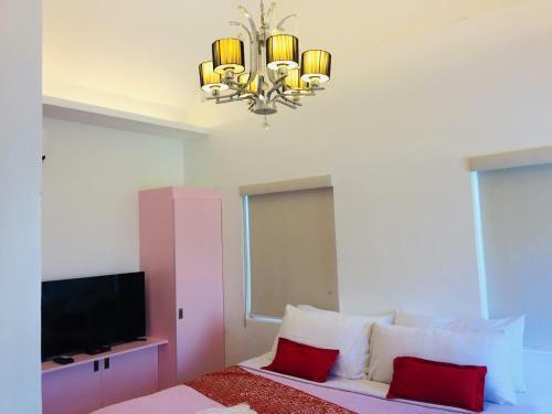The Carmelence Lodge