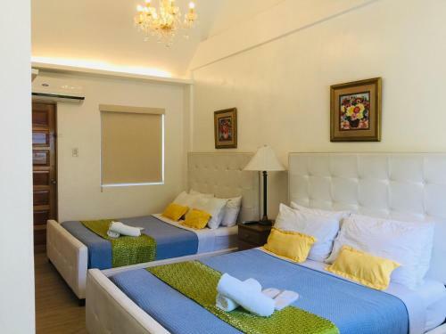 The Carmelence Lodge