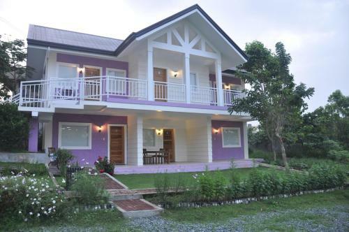The Carmelence Lodge