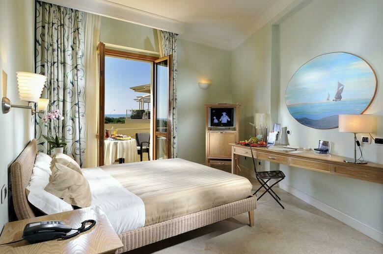 Hotel Tombolo Talasso Resort