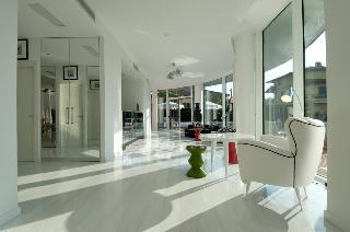 Hotel Mondial Resort