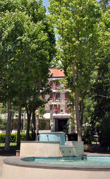 Hotel Salus