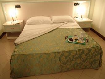 Eden Hotel