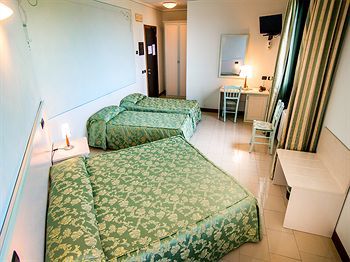 Eden Hotel