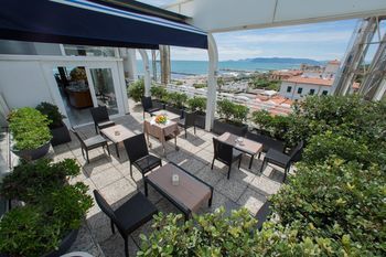 Hotel Excelsior