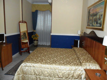 Hotel Runa