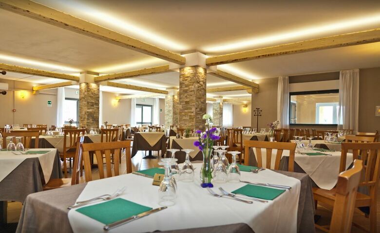 Hotel Pausania Inn
