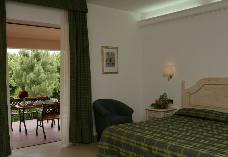 Hotel Pausania Inn