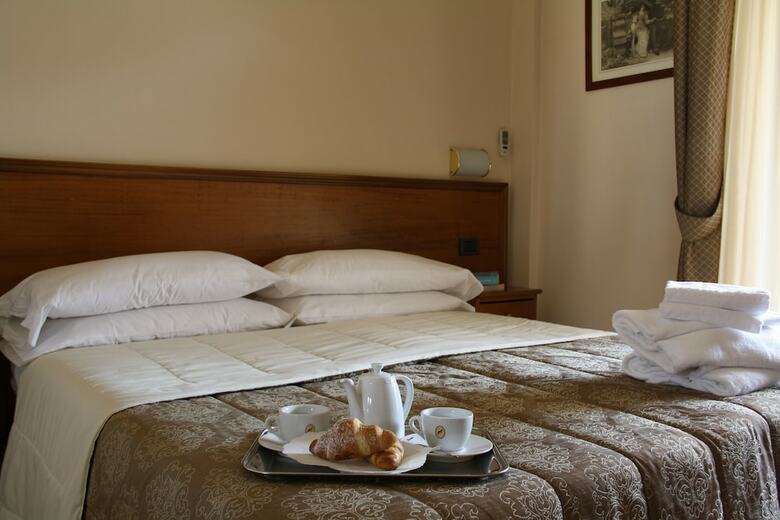 Hotel Pausania Inn
