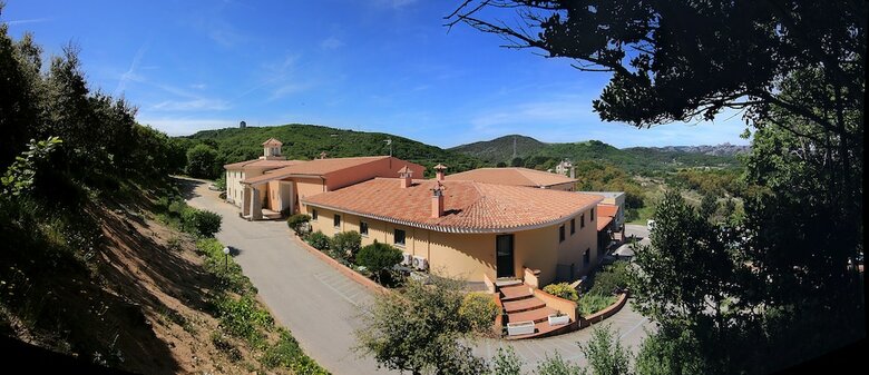 Hotel Pausania Inn