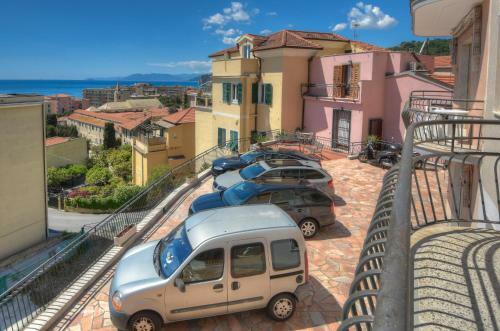 Hotel Noris