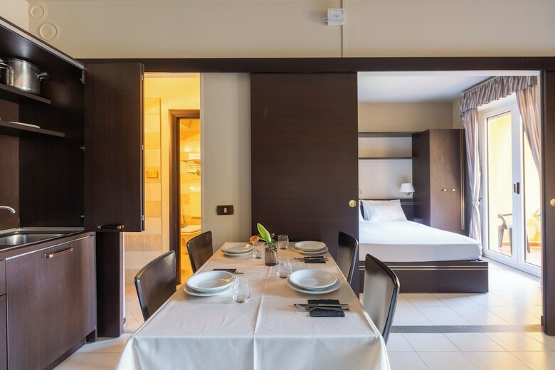 Hotel Loano2village