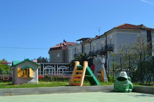 Hotel Riviera
