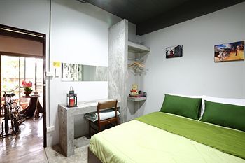 Bed & Breakfast Mon Lodge & Yoga Donmuang