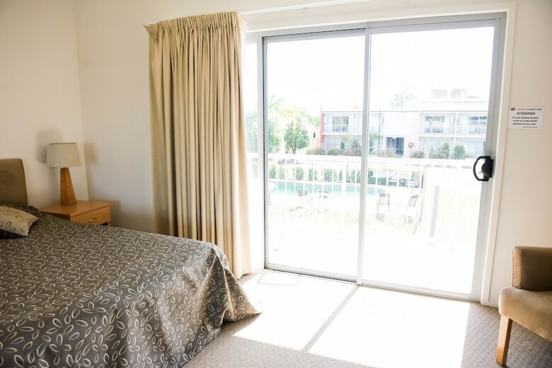 Hotel Capella Coach Inn
