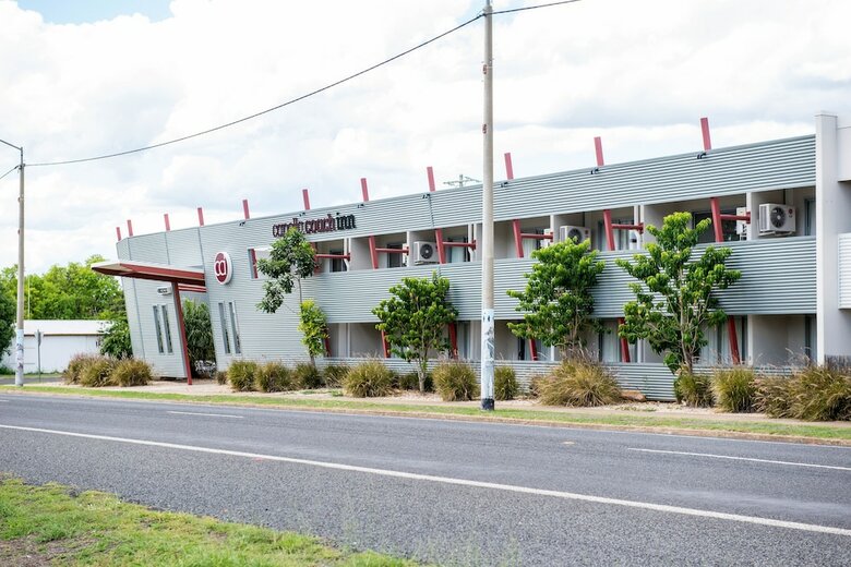 Hotel Capella Coach Inn