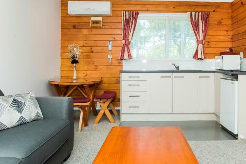 Tudor Park Motel