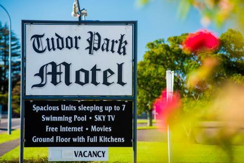 Tudor Park Motel