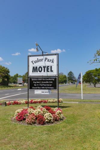 Tudor Park Motel