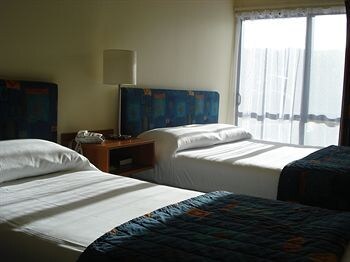 The Peaks Motor Inn