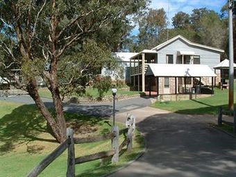 Mcmillans Of Metung Resort