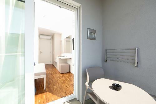 Hotel Simi Lan B&B